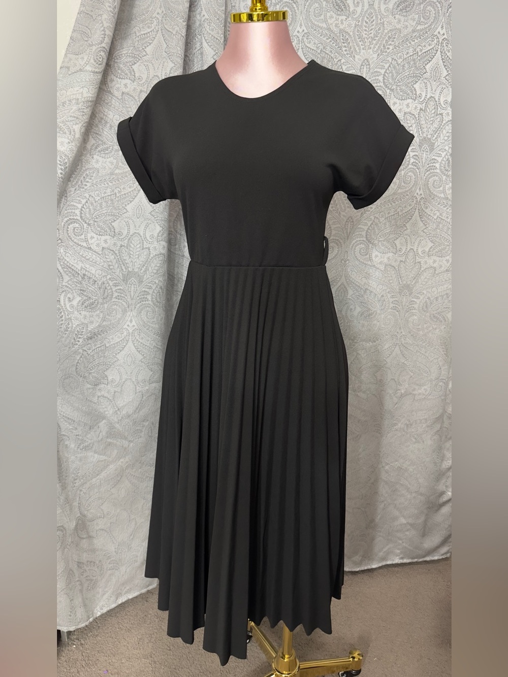 Black classic dress